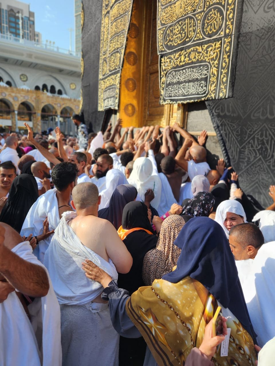 Vue aérienne de la Kaaba illuminée